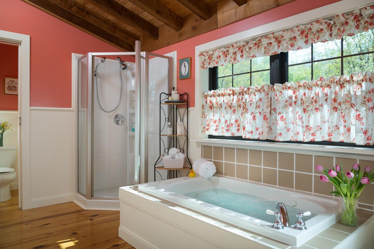 Tiffany'S Bed And Breakfast Bismarck Exterior photo